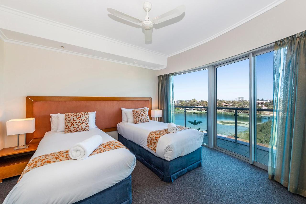 A 406 Fantastic Ocean Beach And Marina View Apt - Mandurah Exterior foto